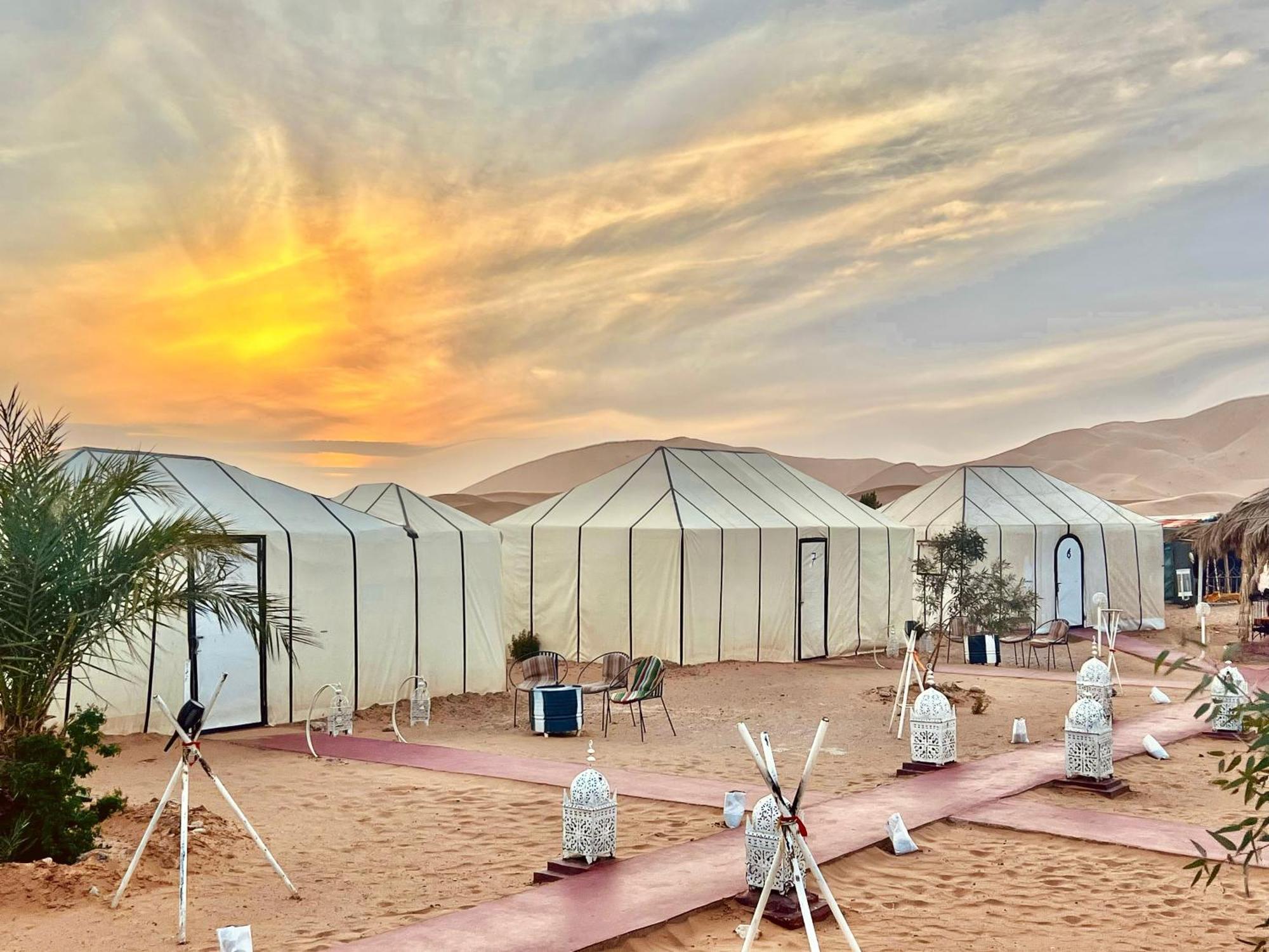 Готель Sahara Dream Luxury Camp Мерзуга Екстер'єр фото