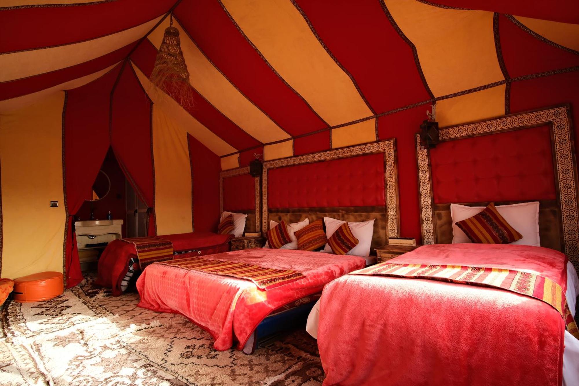 Готель Sahara Dream Luxury Camp Мерзуга Екстер'єр фото
