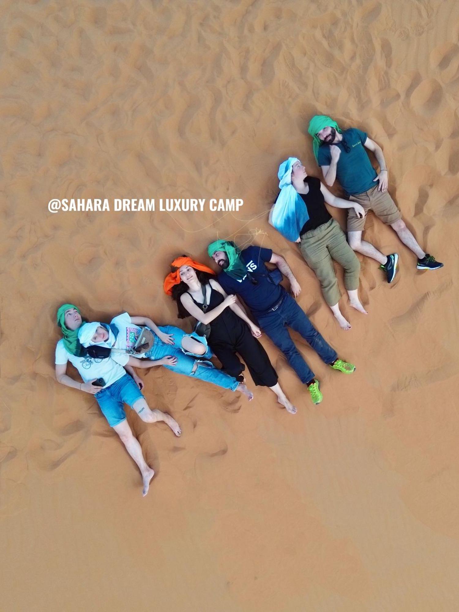 Готель Sahara Dream Luxury Camp Мерзуга Екстер'єр фото